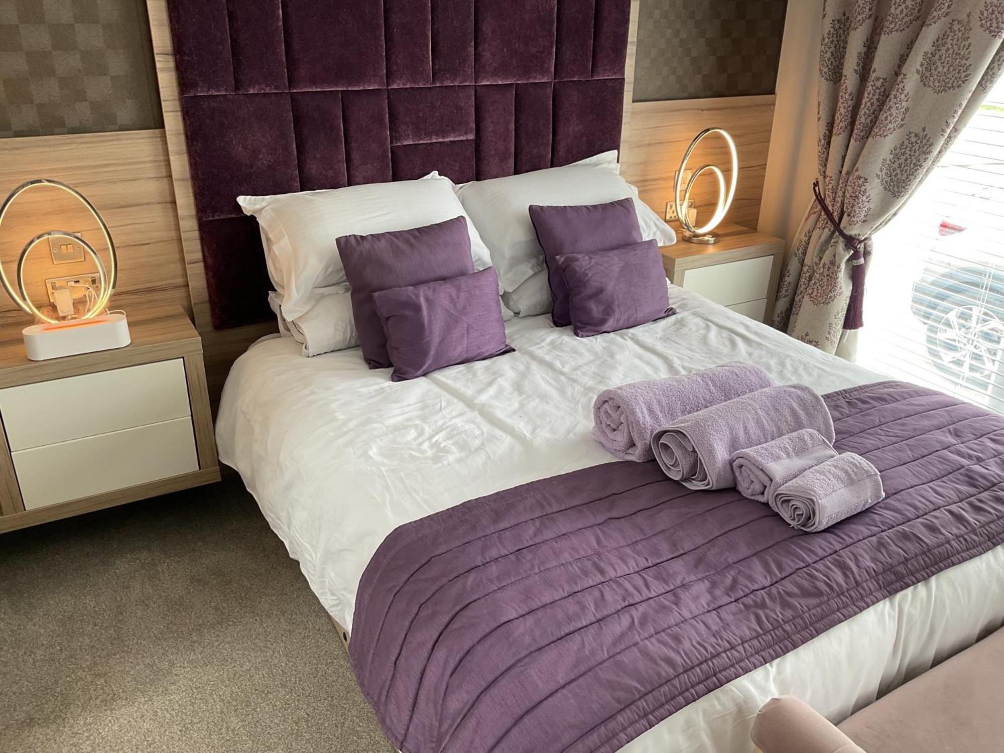 Tattershall Vip Lodge- Lakeside Setting With Hot Tub And Private Fishing Peg Situated On Osprey Lake Tattershall Park Buitenkant foto